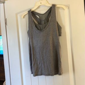 lulu lemon tank top w built in sports bra